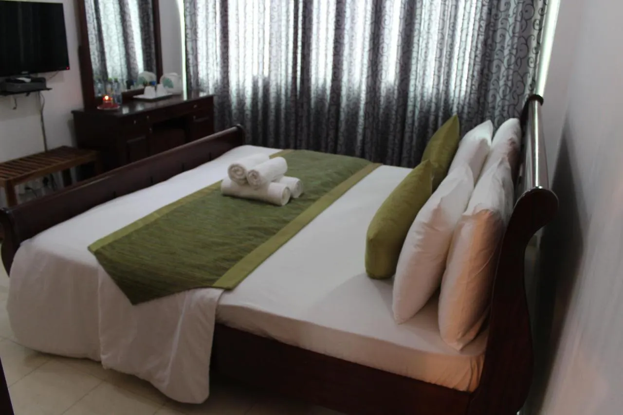 פראדניה Hillcrest Villa סרי לנקה
