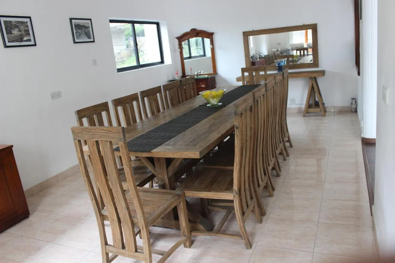 פראדניה Hillcrest Villa 3*,  סרי לנקה